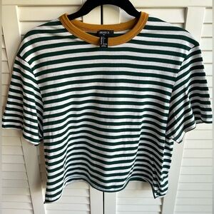 Cropped Men’s Forever 21 Tee